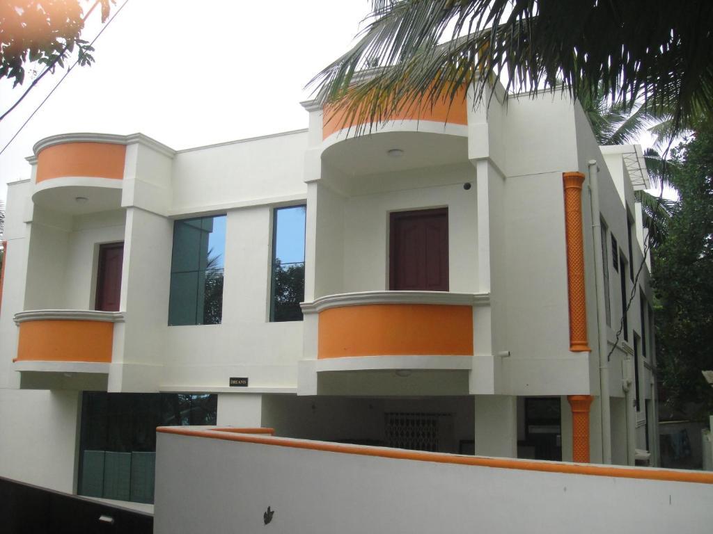 Dreams Hotel Kovalam Exterior foto
